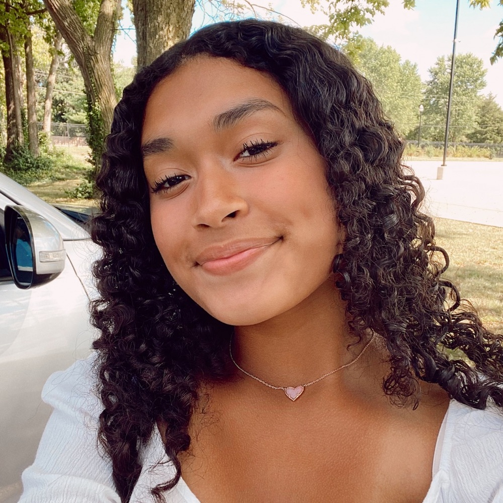 Meet your Posher, Diana